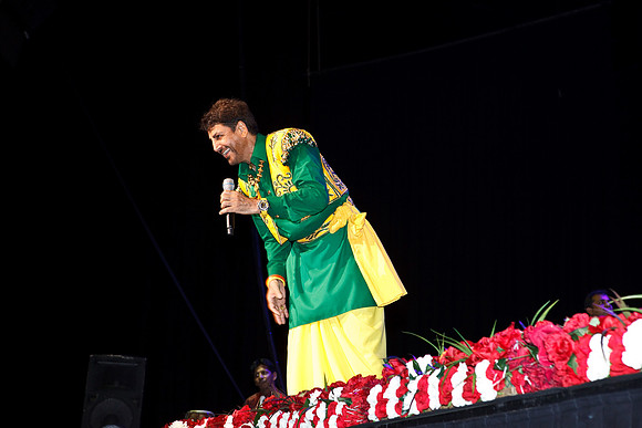 Gurdas Mann 2010-4413