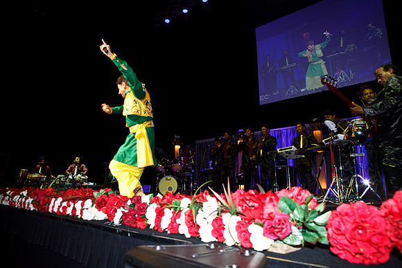 Gurdas Mann 2010-4412